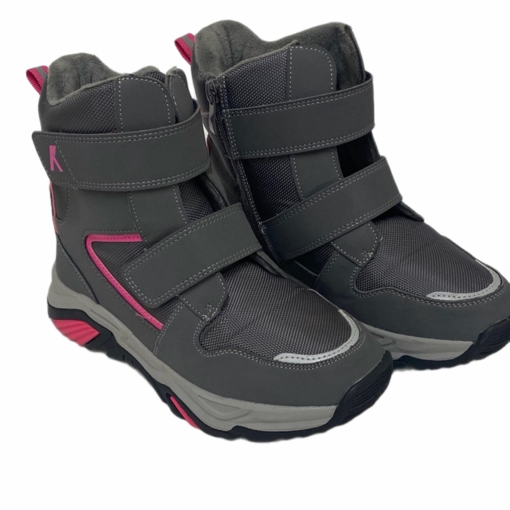 Komforme Kid’s Gray and Pink Girl’s Snow Boots size 4